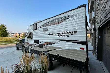 Lightweight- Starcraft Autumn Ridge Extreme Overland 