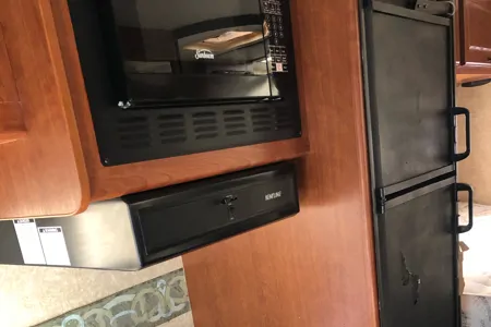 Travis's Thor Freedom Elite Mercedes Sprinter Diesel Class C
