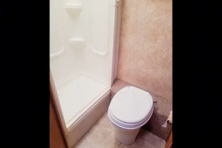 Class C Thor with bike/motorcycle stand 24 feet +option to rent motorcycle -sleeps up to 6