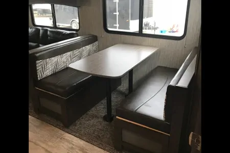 2019 HEARTLAND SUNDANCE XLT WITH TWO SEPARATE BEDROOMS!!