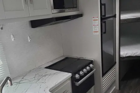 2021 Keystone 2430bh Travel Trailer