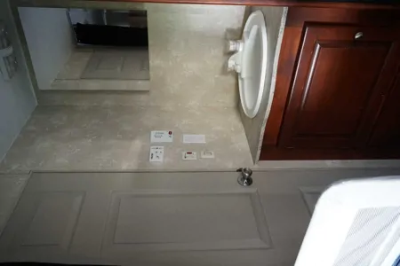 Nathan & Nayely's Thor Summit 28BH Travel Trailer