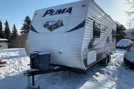 Genesis's Palomino 2012 puma Travel Trailer