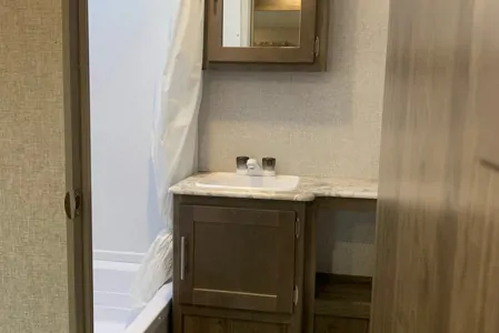 Brand New Dutchmen 2910 bhs Travel Trailer