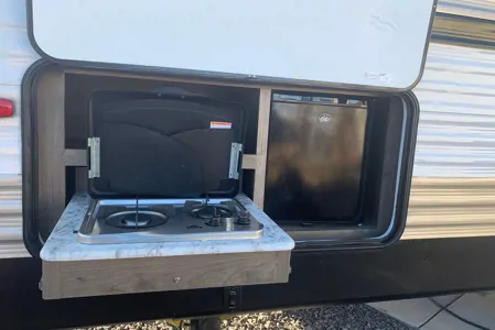 Brand New Dutchmen 2910 bhs Travel Trailer