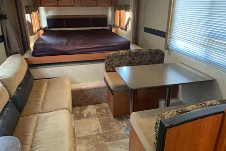 Henry's Gulf Stream Streamlite Ultra Light Travel Trailer