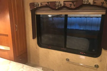 Todd's sun seeker 3100 Class C