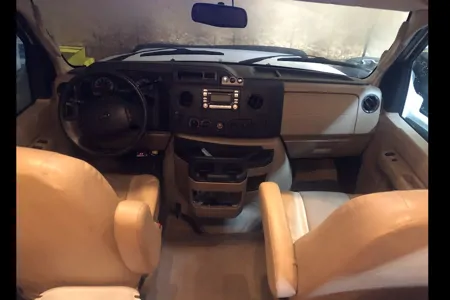 Todd's sun seeker 3100 Class C