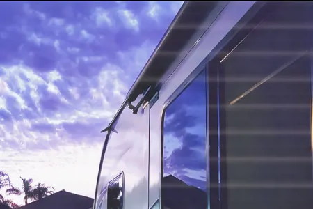 RADIANCE Travel Trailer / Sleep 9 / Bunk Beds