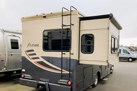 Winnebago Fuse 23T Class C