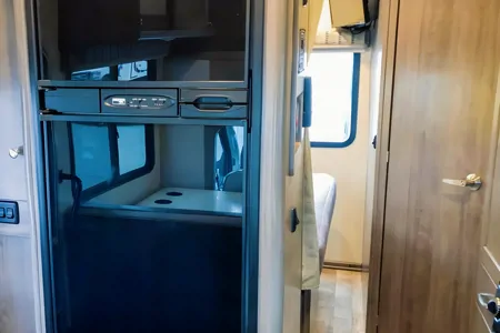 Winnebago Fuse 23T Class C