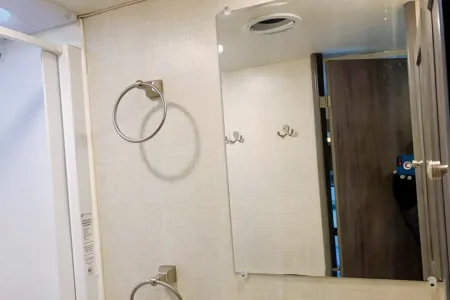 Winnebago Fuse 23T Class C