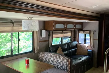 Coonhound RV 300BH Hemisphere  Travel Trailer 37  ft