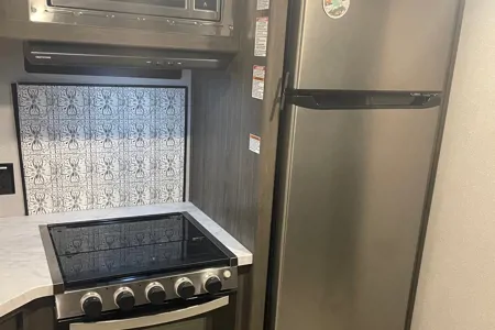 Reuter’s Simply Shasta Traveler