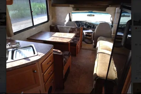 AWESOME MOTORHOME