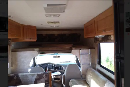 AWESOME MOTORHOME