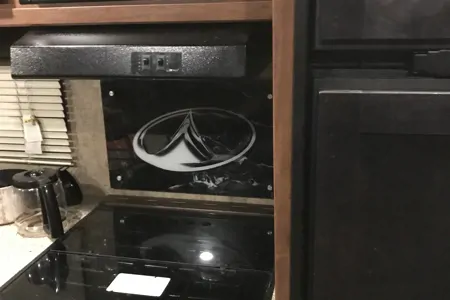 Back woods creek side 4 seasons 