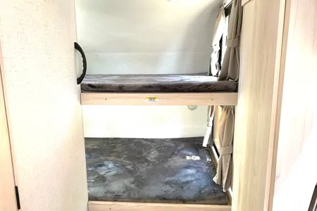 Toby's Winnebago Hike Travel Trailer
