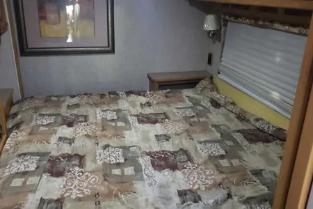 Arie's Winnebago Bunk house 35ft Class A
