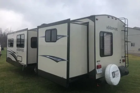 Forest River Salem Hemisphere 312QBUD Travel Trailer