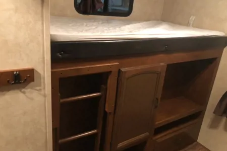 Forest River Salem Hemisphere 312QBUD Travel Trailer