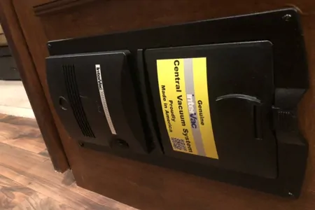 Forest River Salem Hemisphere 312QBUD Travel Trailer