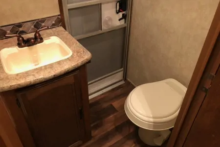 Forest River Salem Hemisphere 312QBUD Travel Trailer