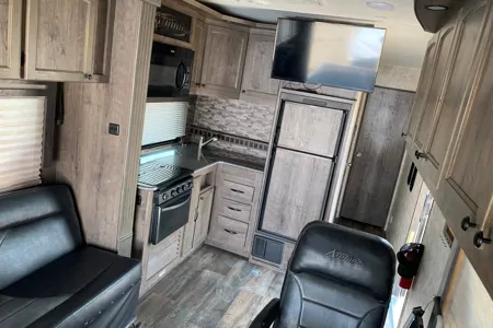 Eclipse Attitude 28 ibg Toy Hauler w/solar-generator-sleeps 8 