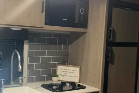 Jerrica's Keystone Hideout Travel Trailer