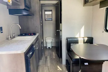 Only 3000lbs - Brand new 2021 Jayco 5 sleeper trailer