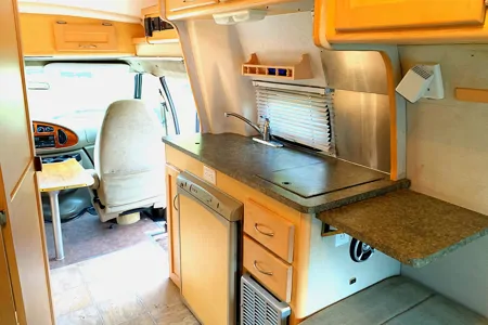 2006 Pleasure Way Camper Van- with solar