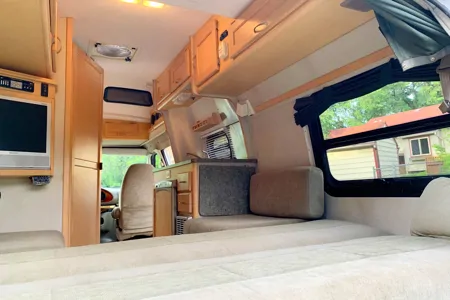 2006 Pleasure Way Camper Van- with solar