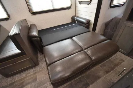 2020 Sunset Trail SS289QB Brand new! Sleeps 10!