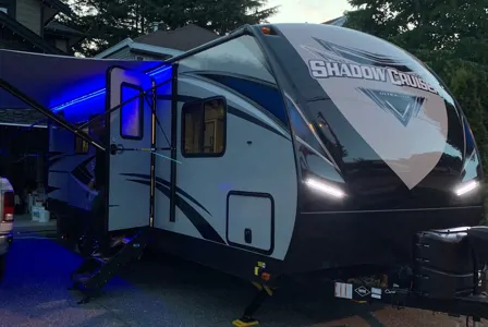 Banwait’s Shadow Cruiser  259BHS  Travel Trailer