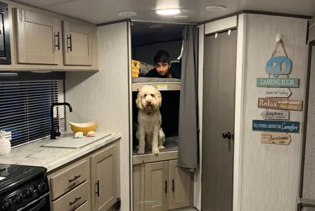 Banwait’s Shadow Cruiser  259BHS  Travel Trailer