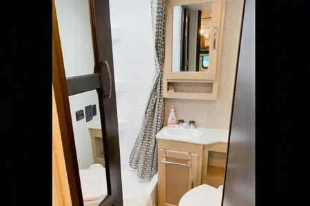 Ashley & Derek’s 2020 Surveyor Legend