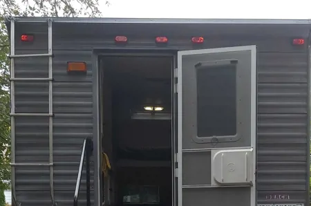 The Legend Truck Camper + Ram 3500 Diesel Hauler