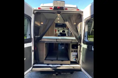 Winnebago Solis w/Popup 'Penthouse' & Solar for Off Grid Adventures