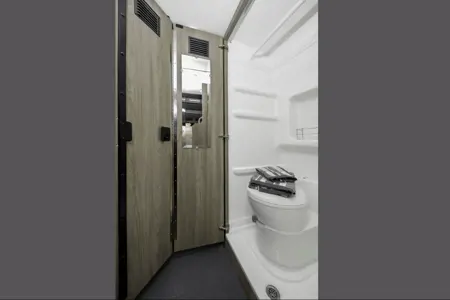 Winnebago Solis w/Popup 'Penthouse' & Solar for Off Grid Adventures