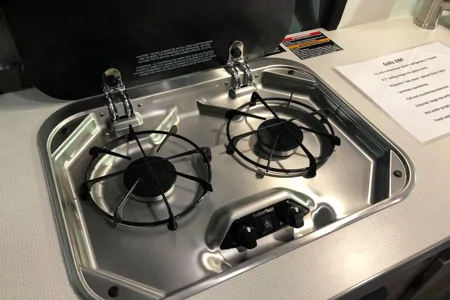 Winnebago Solis w/Popup 'Penthouse' & Solar for Off Grid Adventures