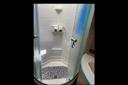 “Verna the Vintage Cruiser” 2019 Gulf Stream 23QBS