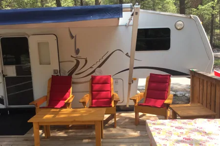 Lets Camp RV Rentals. Donald's RV Cottage