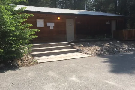 Lets Camp RV Rentals. Donald's RV Cottage