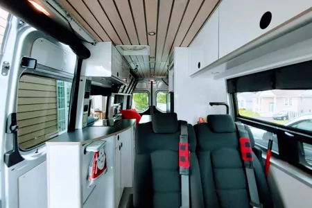 Terreur - Mercedes Sprinter 2019