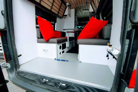 Terreur - Mercedes Sprinter 2019