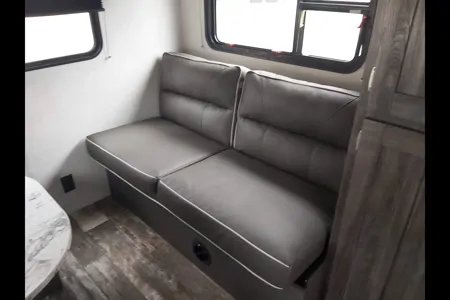 Starcraft Autumn Ridge Travel Trailer