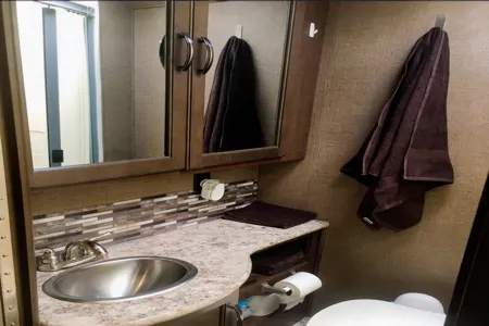  2019 Thor Motor Coach Freedom Elite 30fe Class C