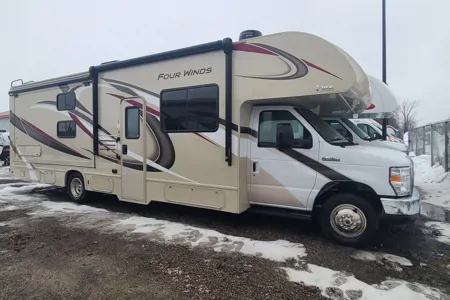2020 Fourwinds 30D Class C