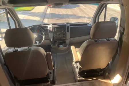 2019 Thor Motor Coach Freedom Elite Class C Delivery Included