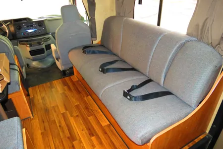 2017 Thor Majestic Class C